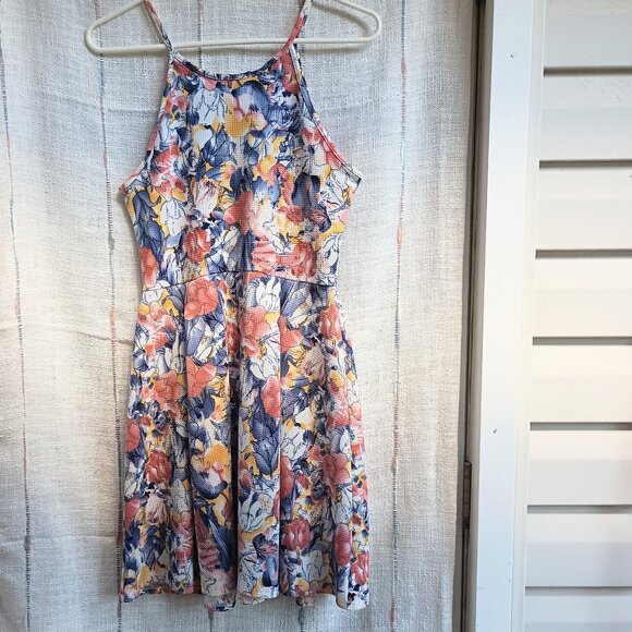 Large Soprano vibrant casual above the knee buttery soft sundress - Picture 2 of 6